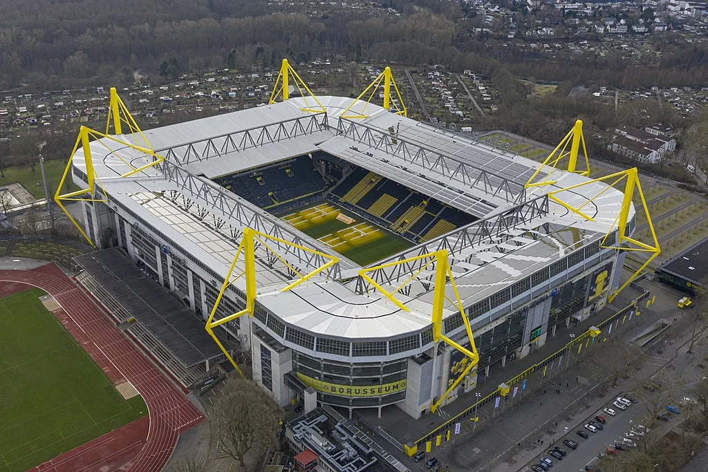 Estadio Westfalenstadion o Signal Iduna park